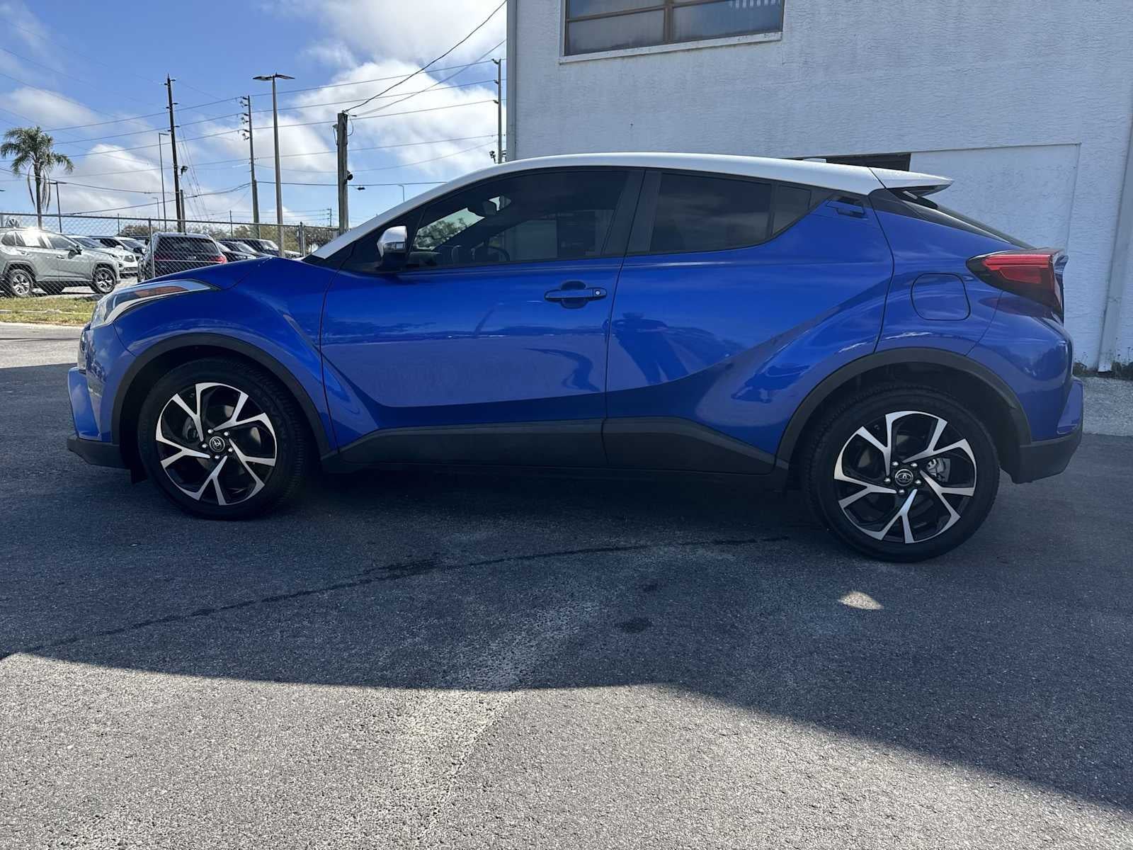 Toyota C-HR Base 2019