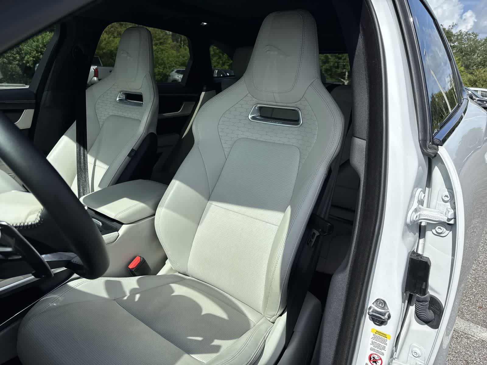 Jaguar F-PACE R-Dynamic S 2026