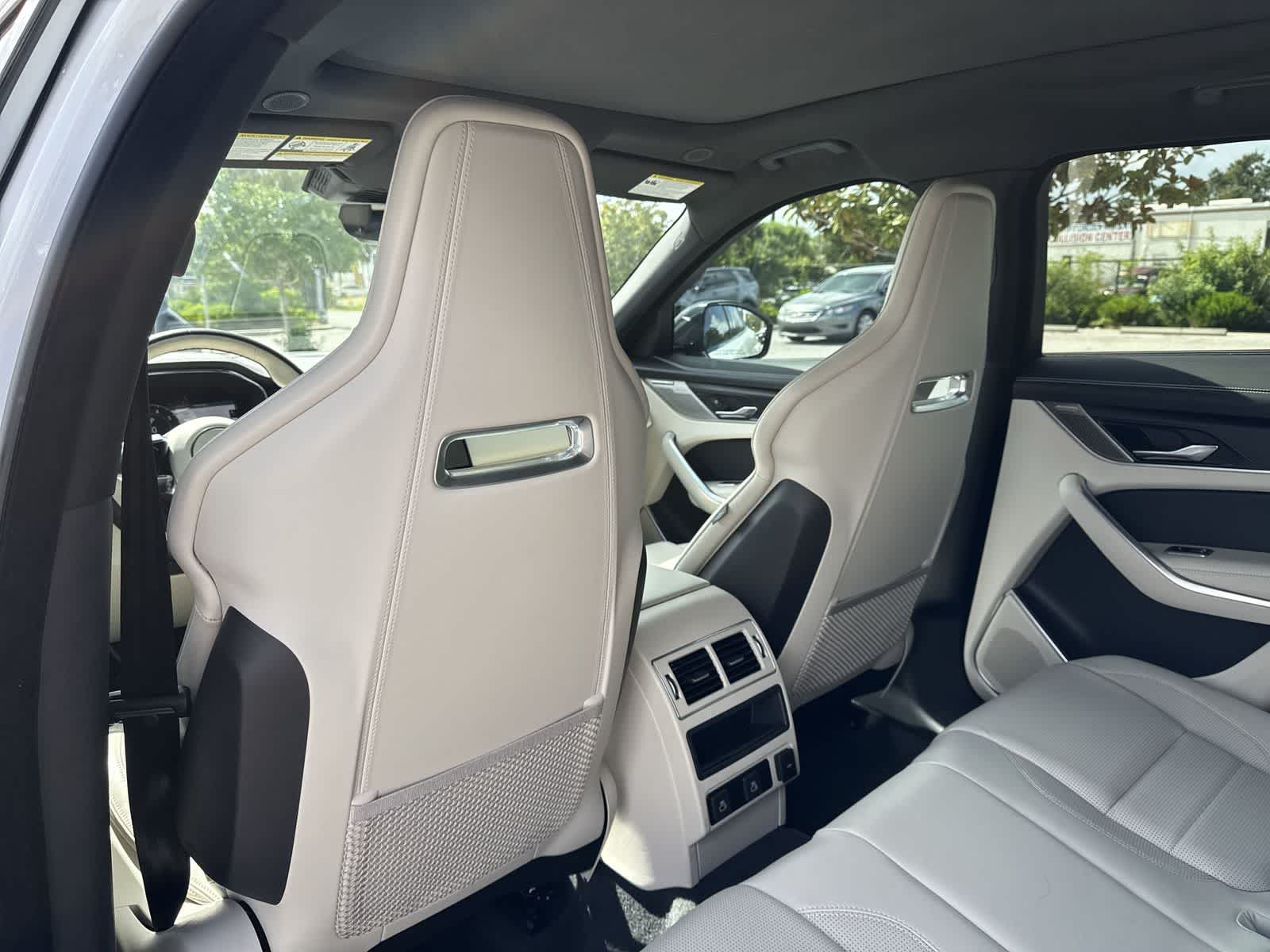 Jaguar F-PACE R-Dynamic S 2026