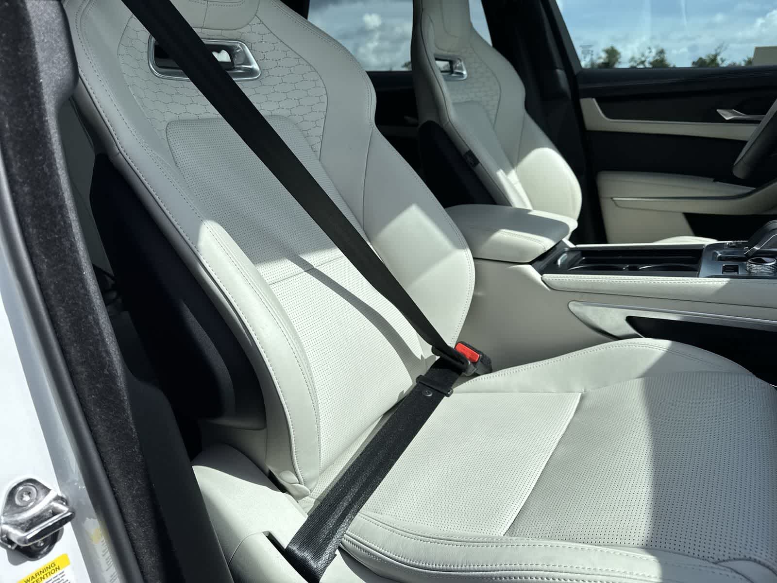 Jaguar F-PACE R-Dynamic S 2026