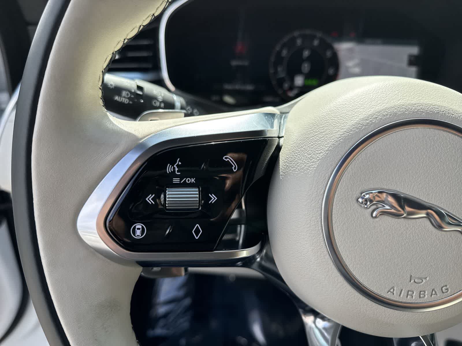 Jaguar F-PACE R-Dynamic S 2026