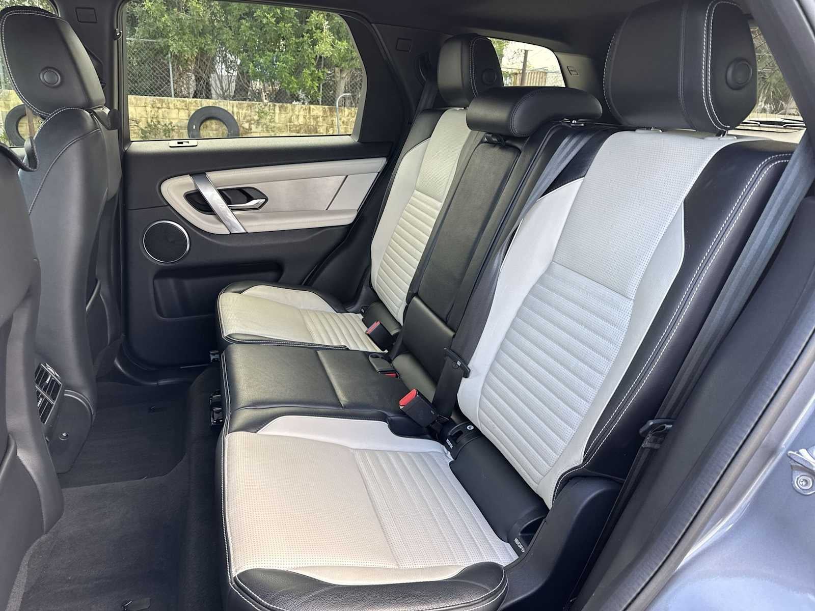 Land Rover Discovery Sport S R-Dynamic 2022