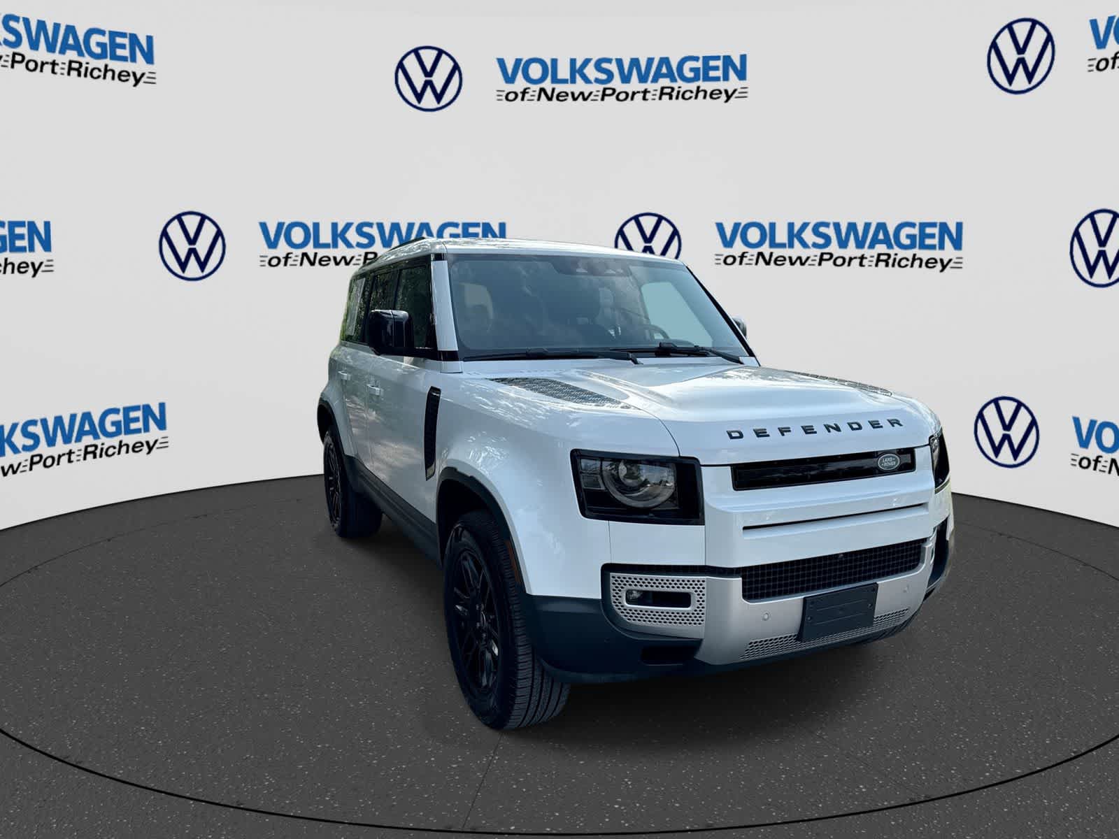Land Rover Defender S 2025