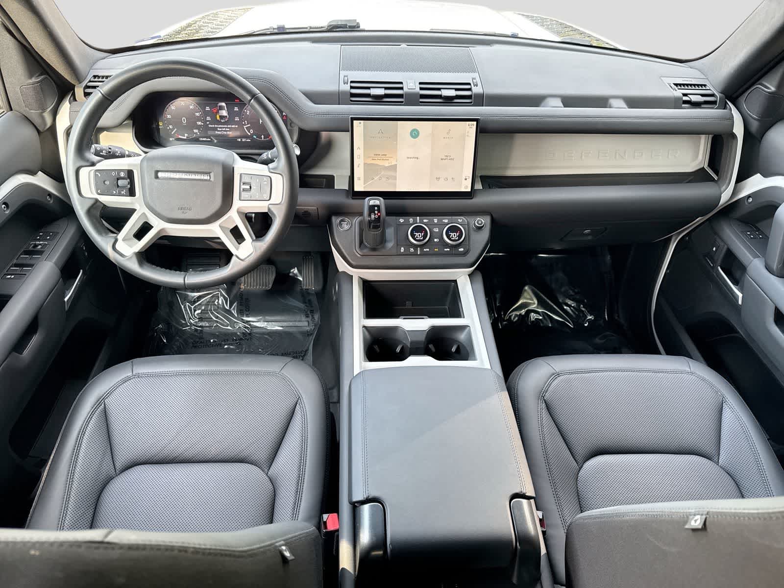 Land Rover Defender S 2025
