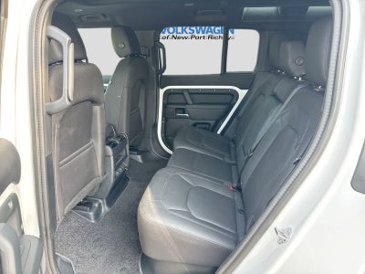 Land Rover Defender S 2025