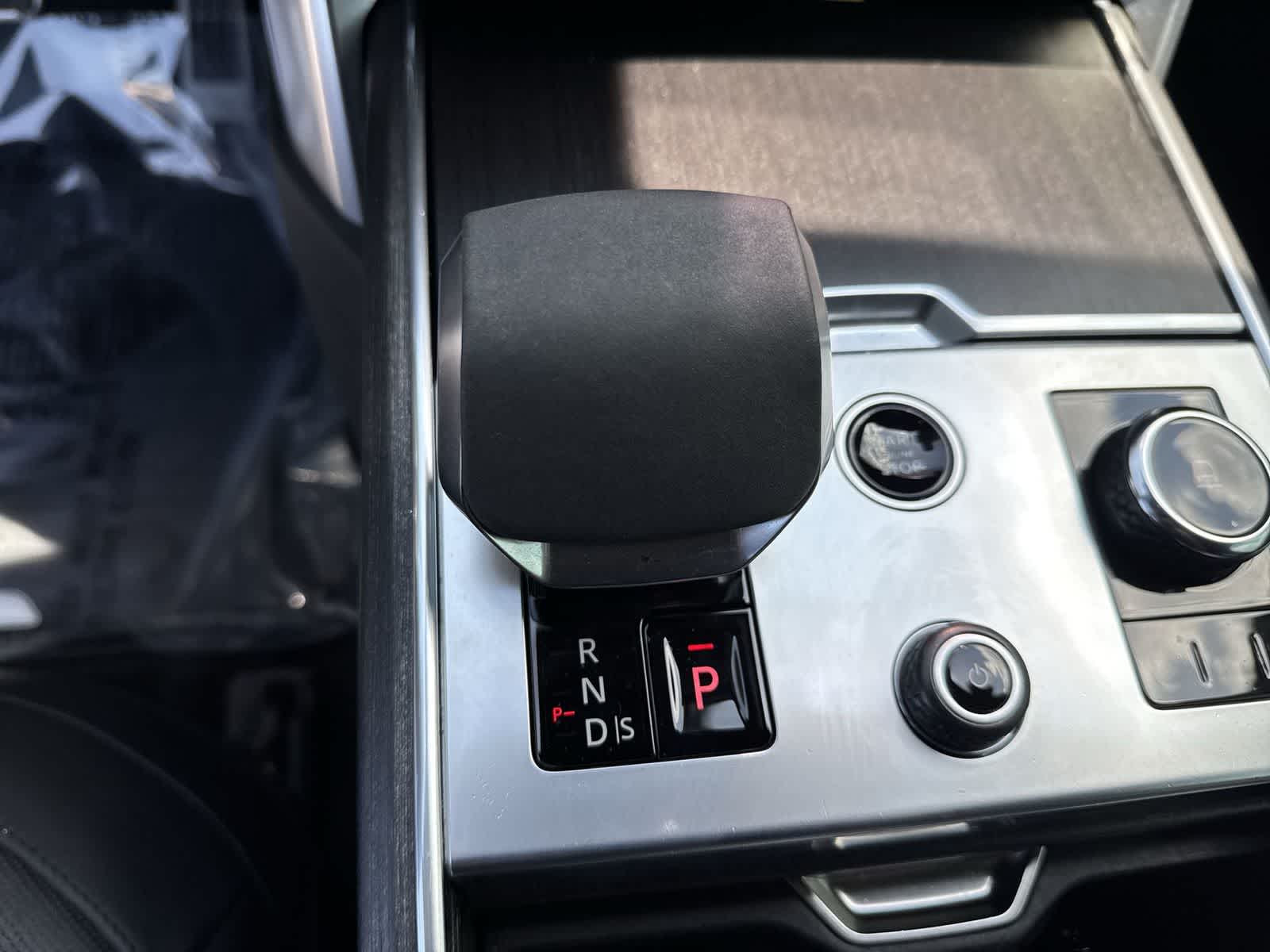 Land Rover Range Rover SE 2023