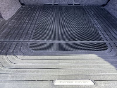 Land Rover Range Rover SE 2023