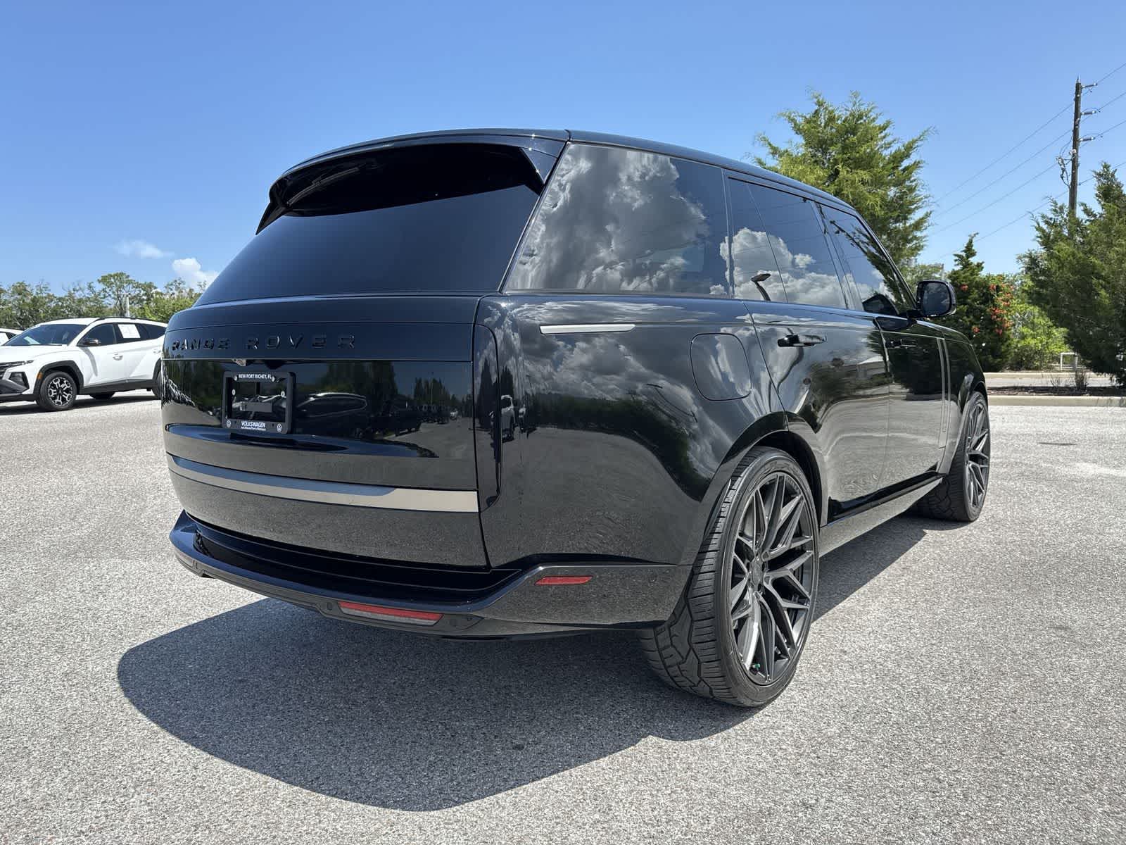 Land Rover Range Rover SE 2023