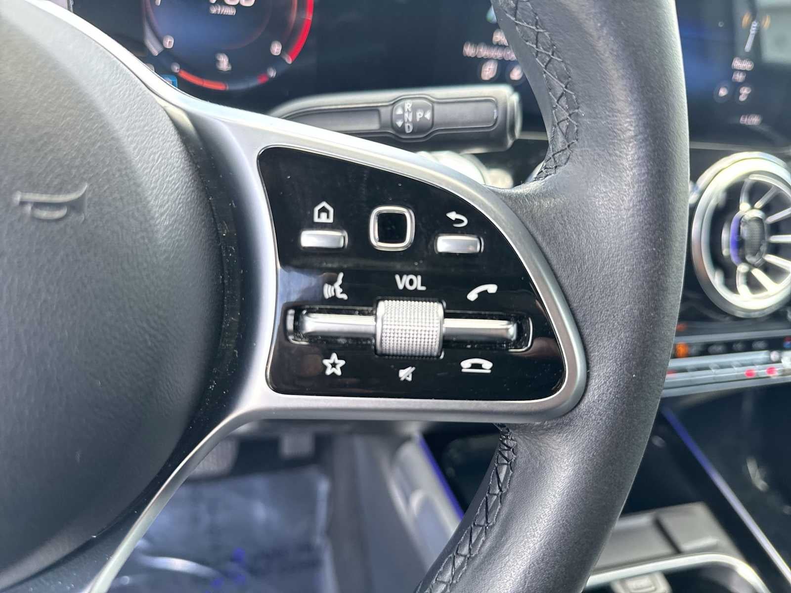 Mercedes-Benz GLB 250 2022 GLB 250