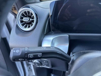 Mercedes-Benz GLB GLB 250 2022