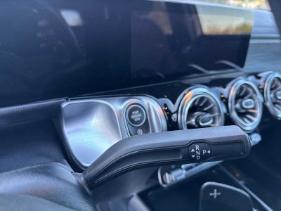 Mercedes-Benz GLB GLB 250 2022