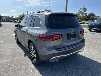 Mercedes-Benz GLB 250 2023 GLB 250