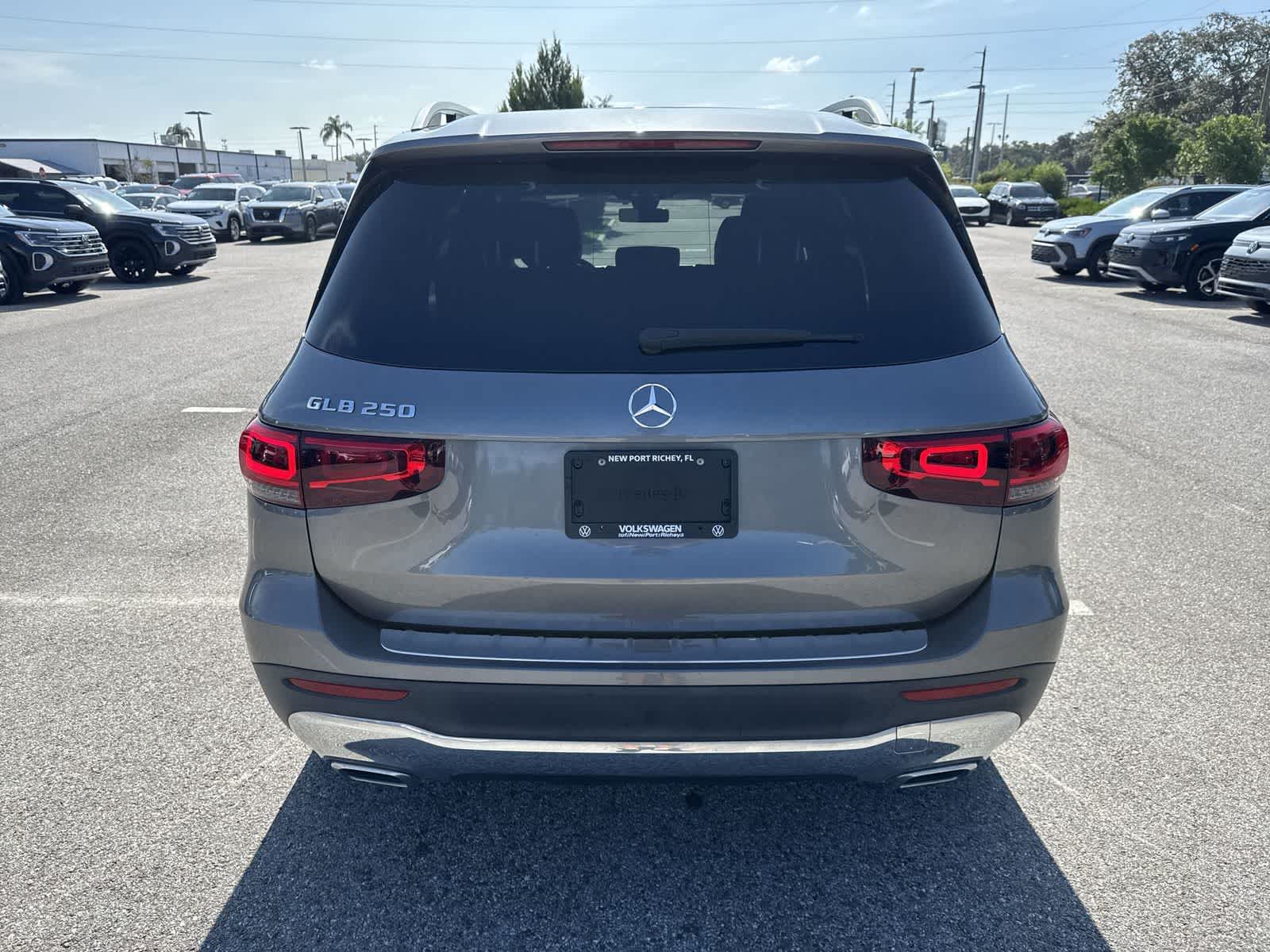 Mercedes-Benz GLB 250 2023 GLB 250