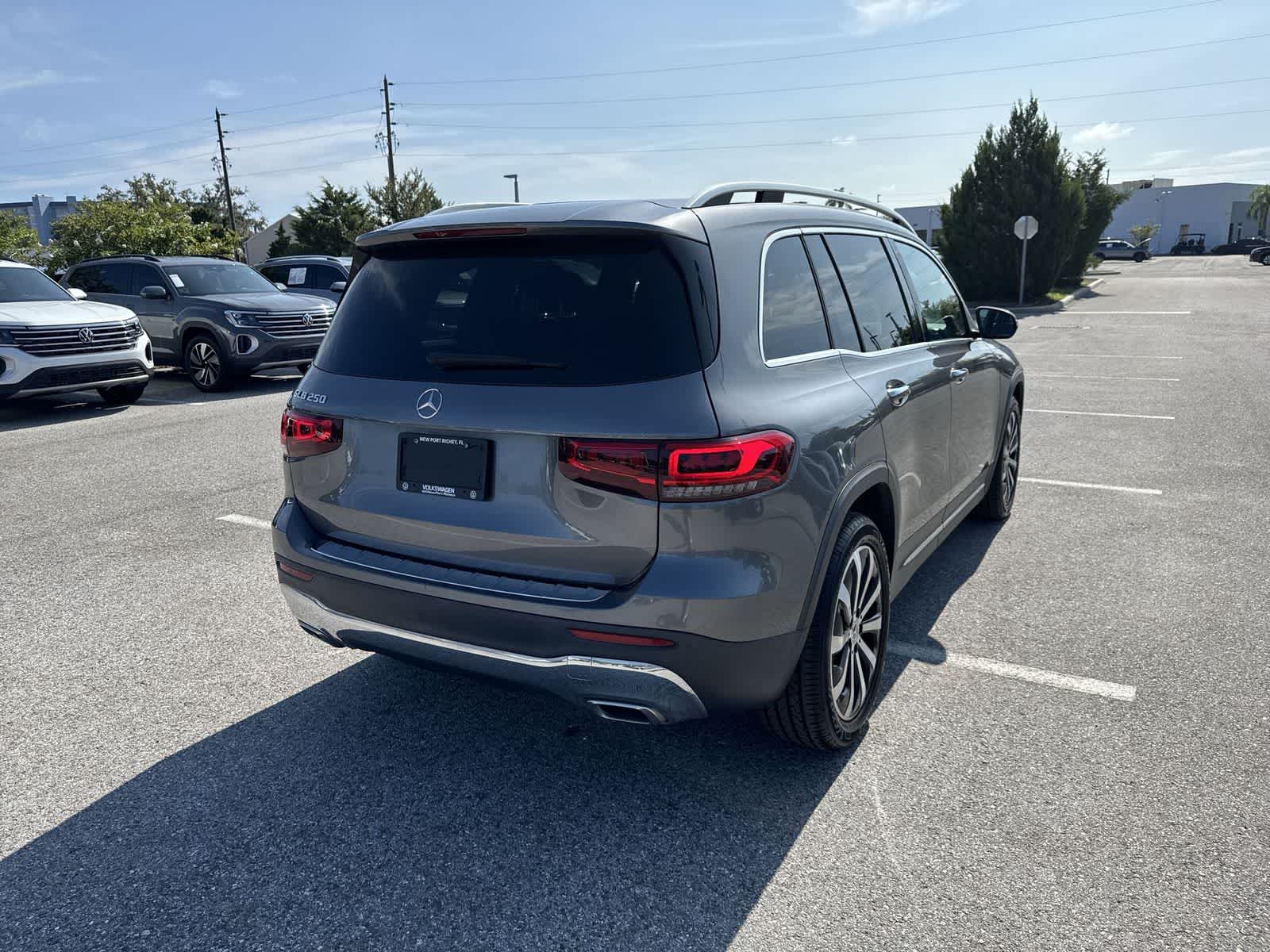 Mercedes-Benz GLB 250 2023 GLB 250