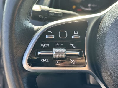 Mercedes-Benz GLB 250 2023 GLB 250