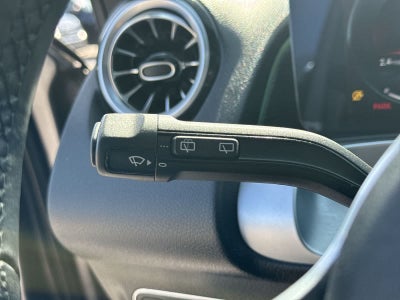 Mercedes-Benz GLB 250 2023 GLB 250