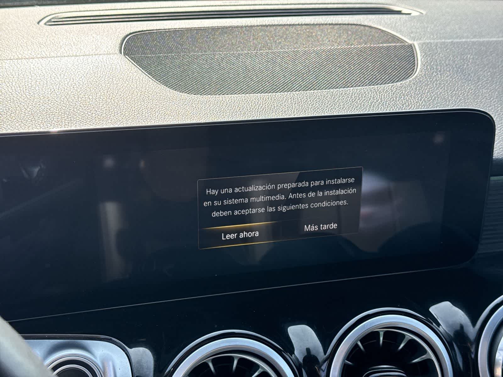 Mercedes-Benz GLB 250 2023 GLB 250