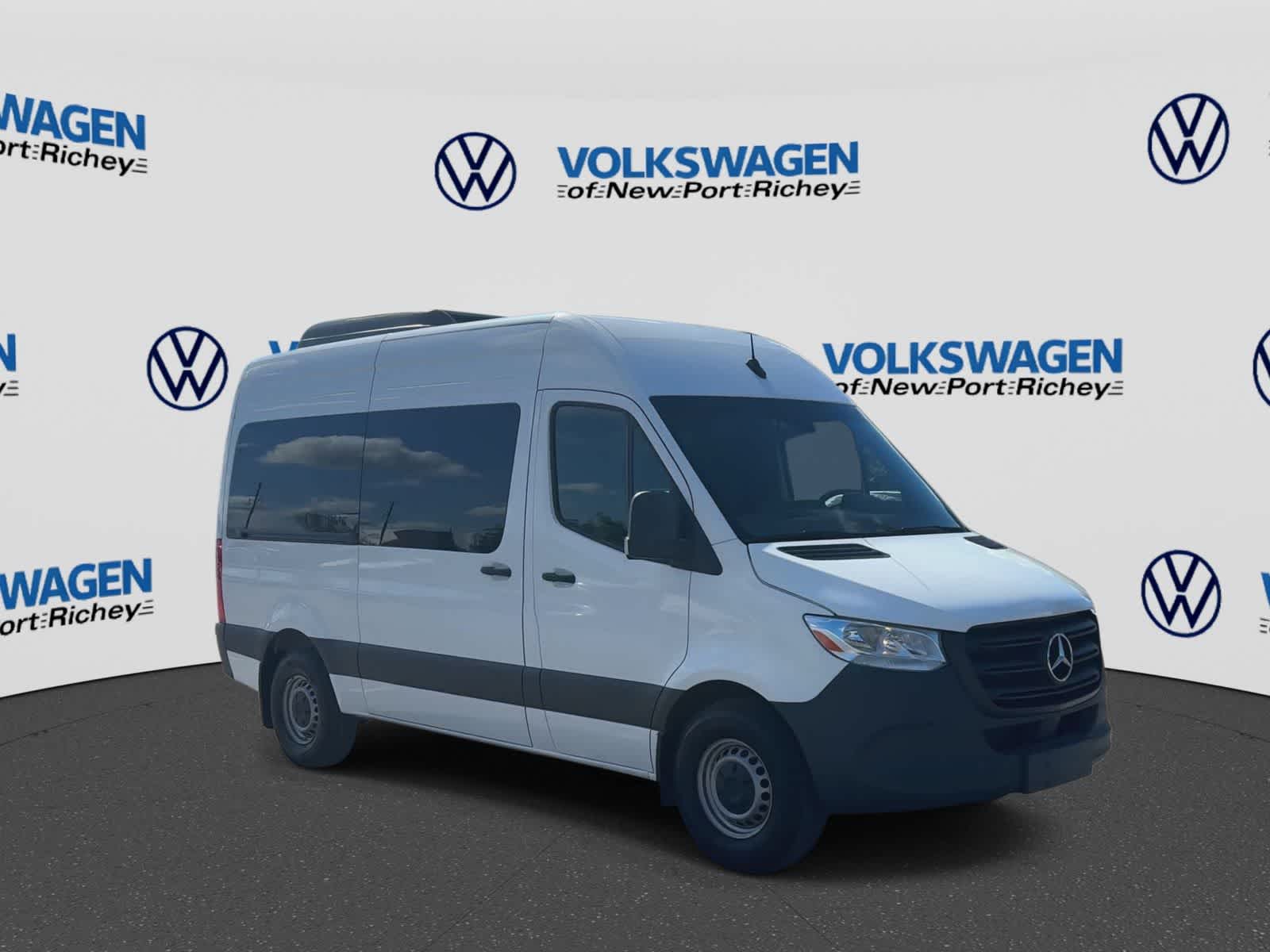 2024 Mercedes-Benz Sprinter Passenger Van 2500 Standard Roof I4 Diesel 144 RWD"