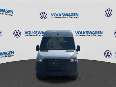 2024 Mercedes-Benz Sprinter Passenger Van 2500 Standard Roof I4 Diesel 144 RWD"