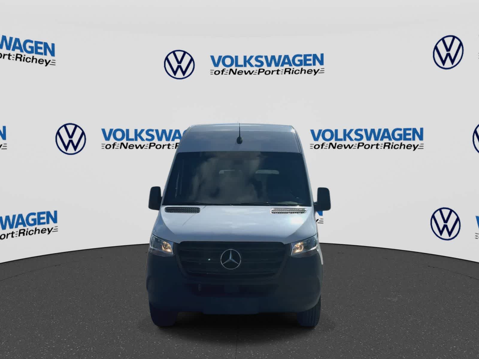 2024 Mercedes-Benz Sprinter Passenger Van 2500 Standard Roof I4 Diesel 144 RWD"