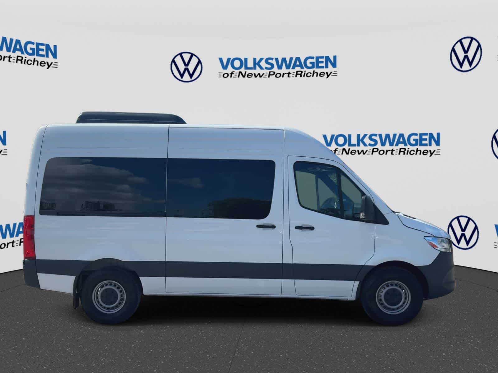 2024 Mercedes-Benz Sprinter Passenger Van 2500 Standard Roof I4 Diesel 144 RWD"