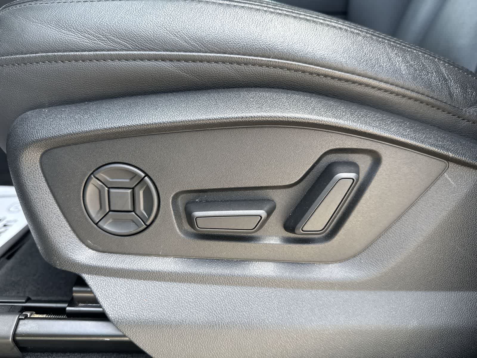Audi Q7 Premium 2023