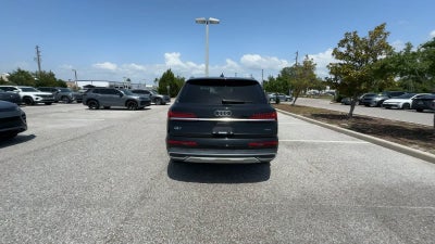Audi Q7 Premium 2023