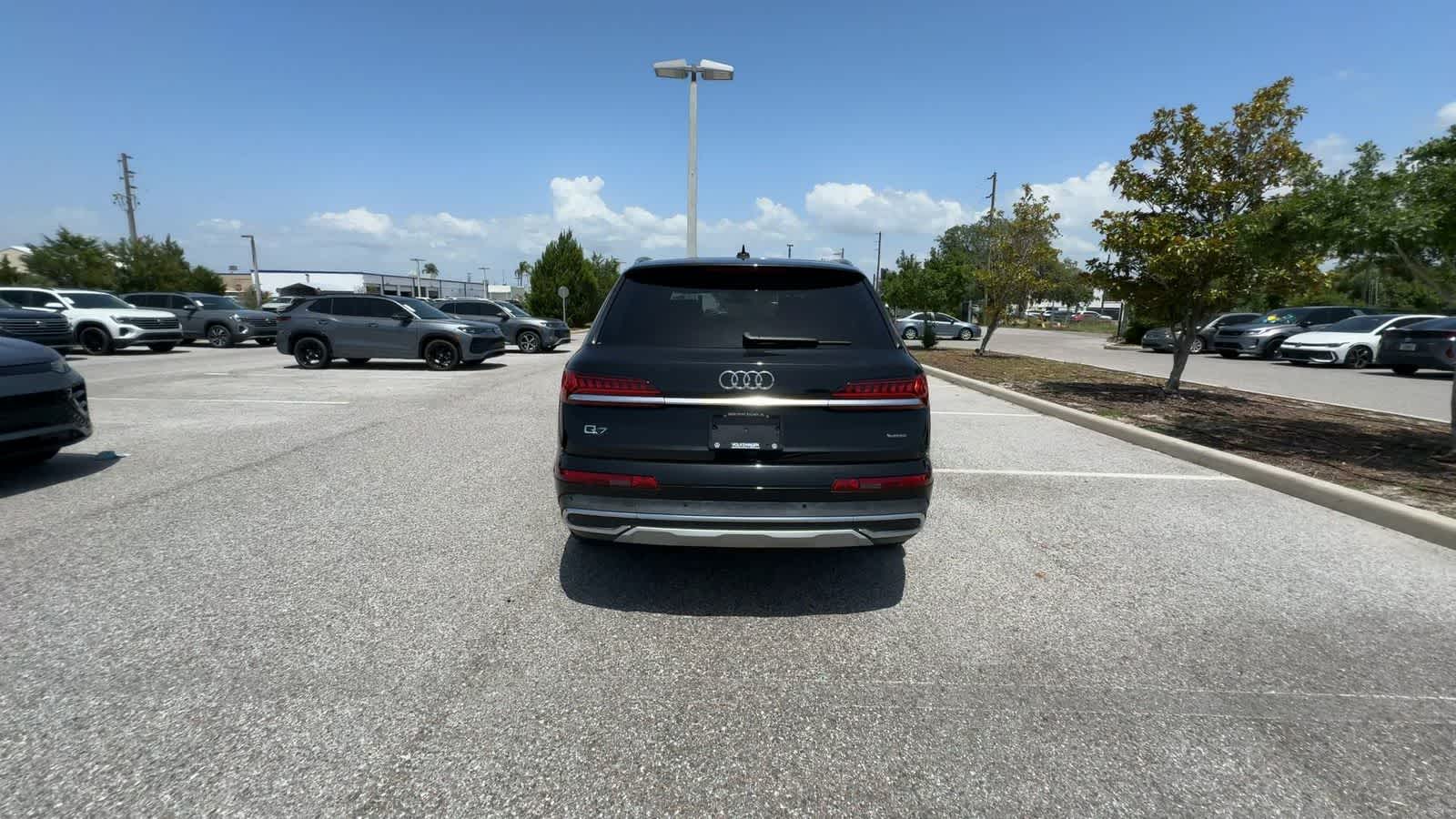 Audi Q7 Premium 2023