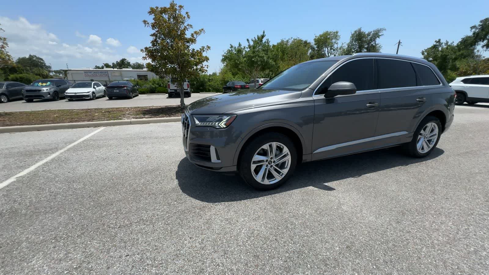 Audi Q7 Premium 2023