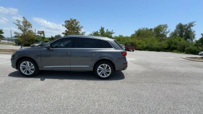 Audi Q7 Premium 2023