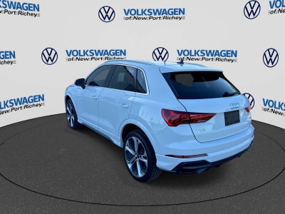 Audi Q3 S line Premium 2021