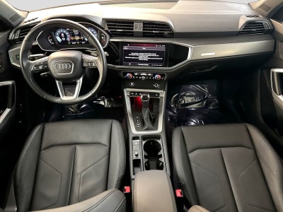 Audi Q3 S line Premium Plus 2023