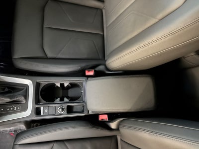 Audi Q3 S line Premium Plus 2023