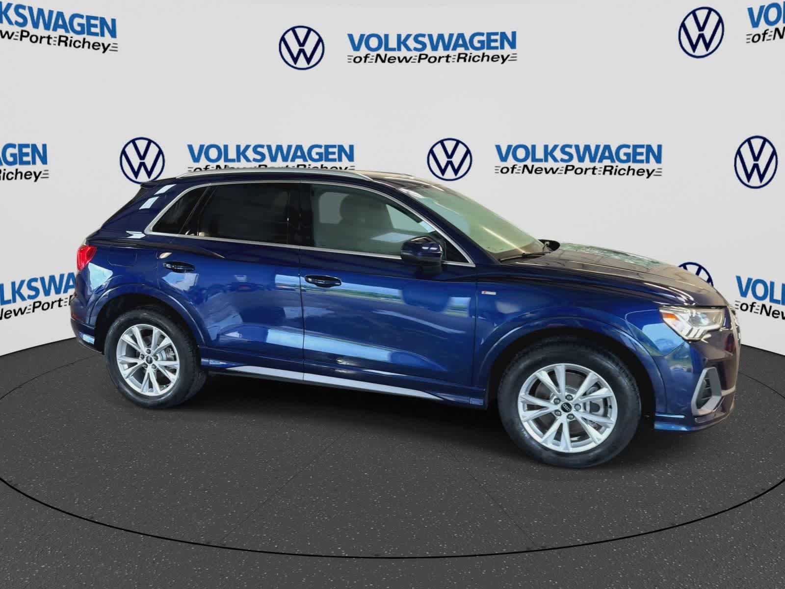 Audi Q3 S line Premium Plus 2023