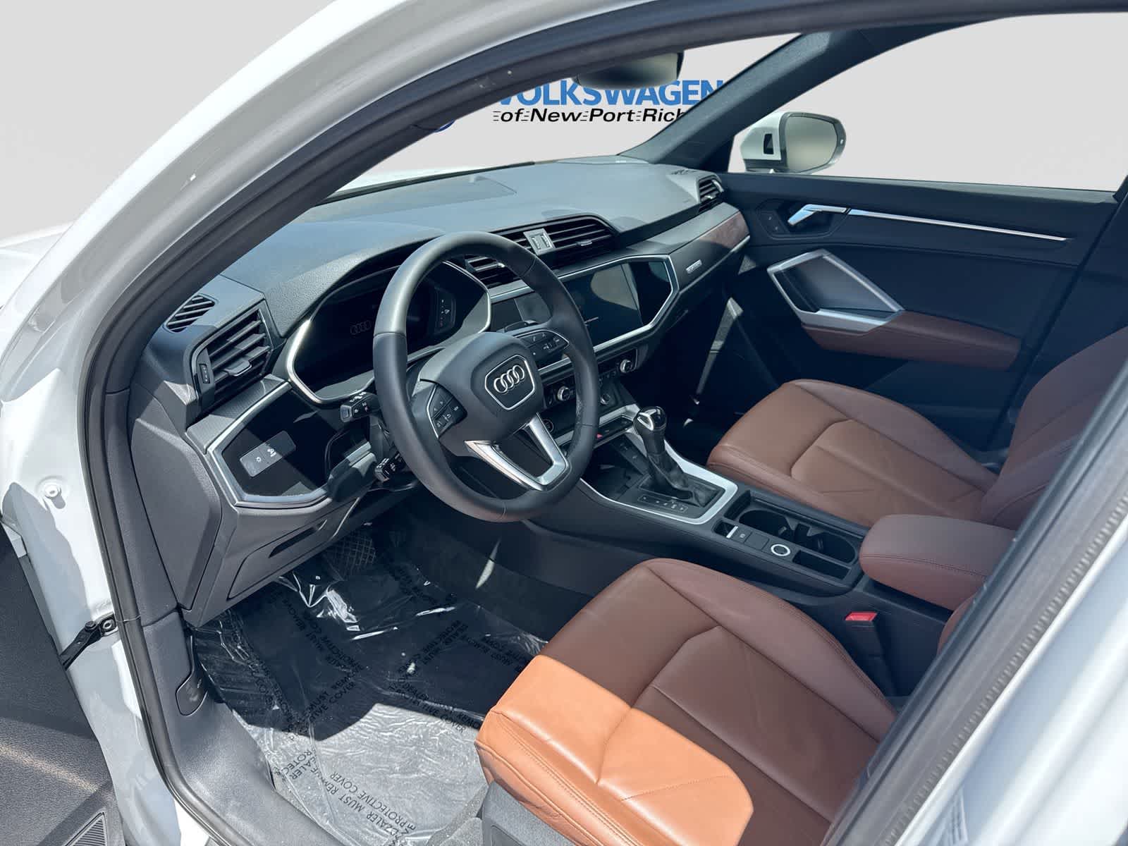 Audi Q3 S line Premium Plus 2023