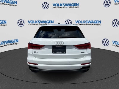 Audi Q3 S line Premium Plus 2023