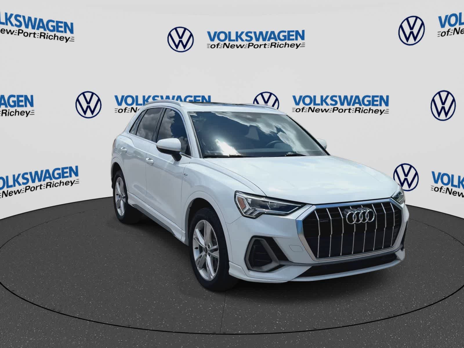 Audi Q3 S line Premium Plus 2023