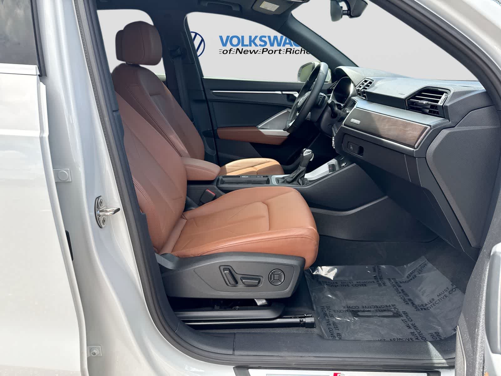 Audi Q3 S line Premium Plus 2023