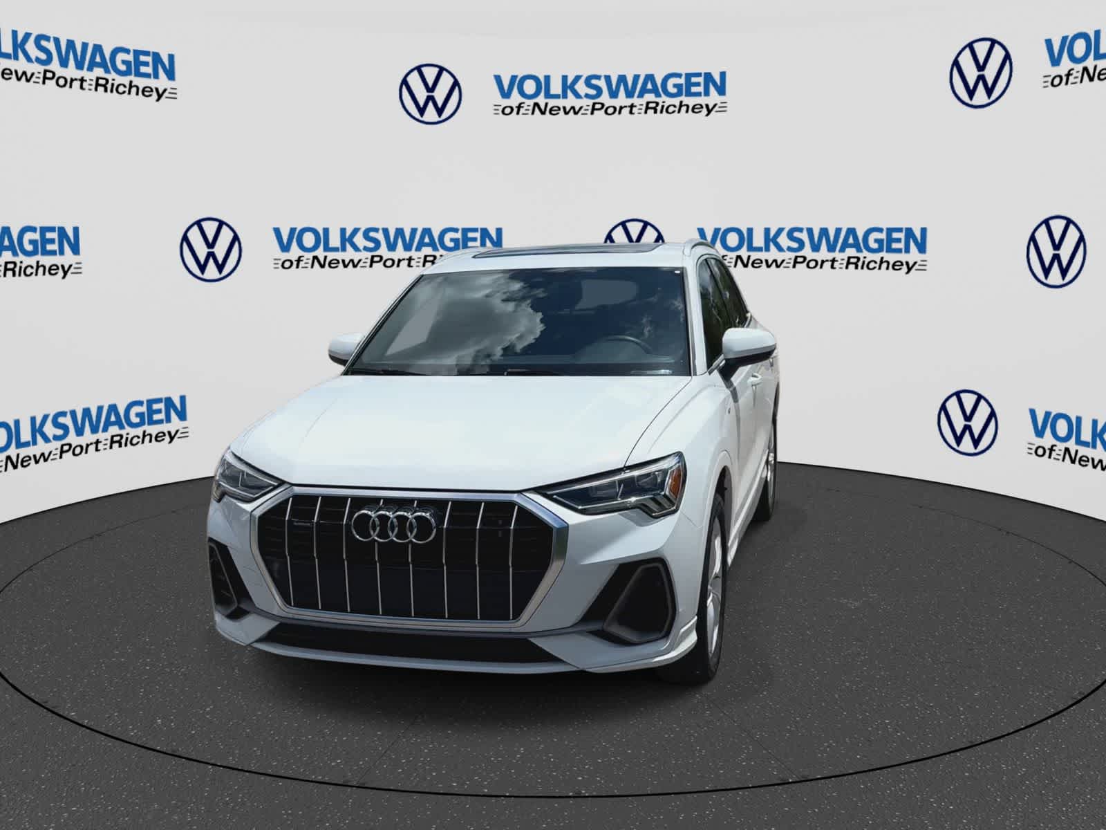 Audi Q3 S line Premium Plus 2023
