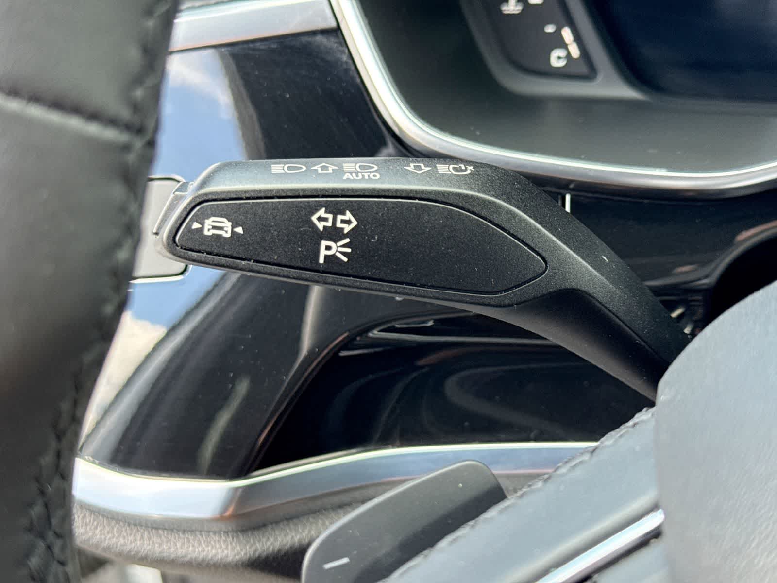 Audi Q3 S line Premium Plus 2023