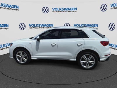 Audi Q3 S line Premium Plus 2023