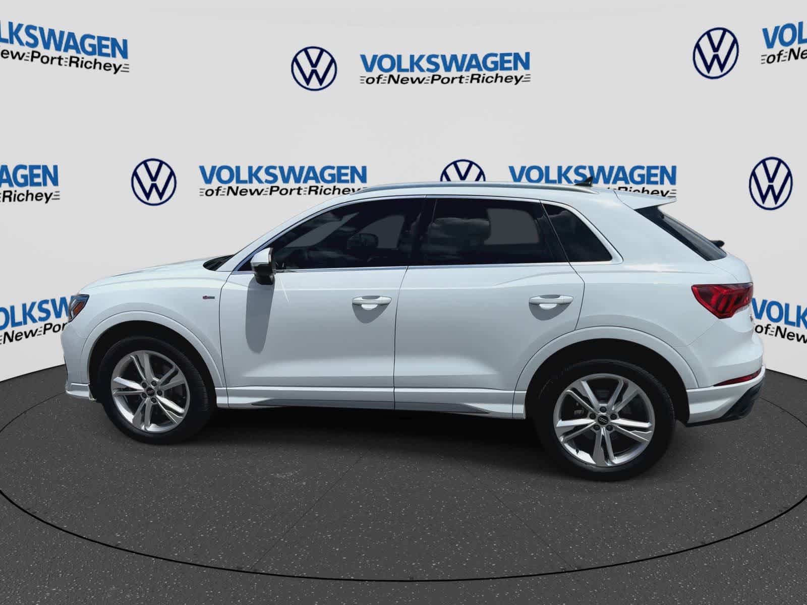 Audi Q3 S line Premium Plus 2023