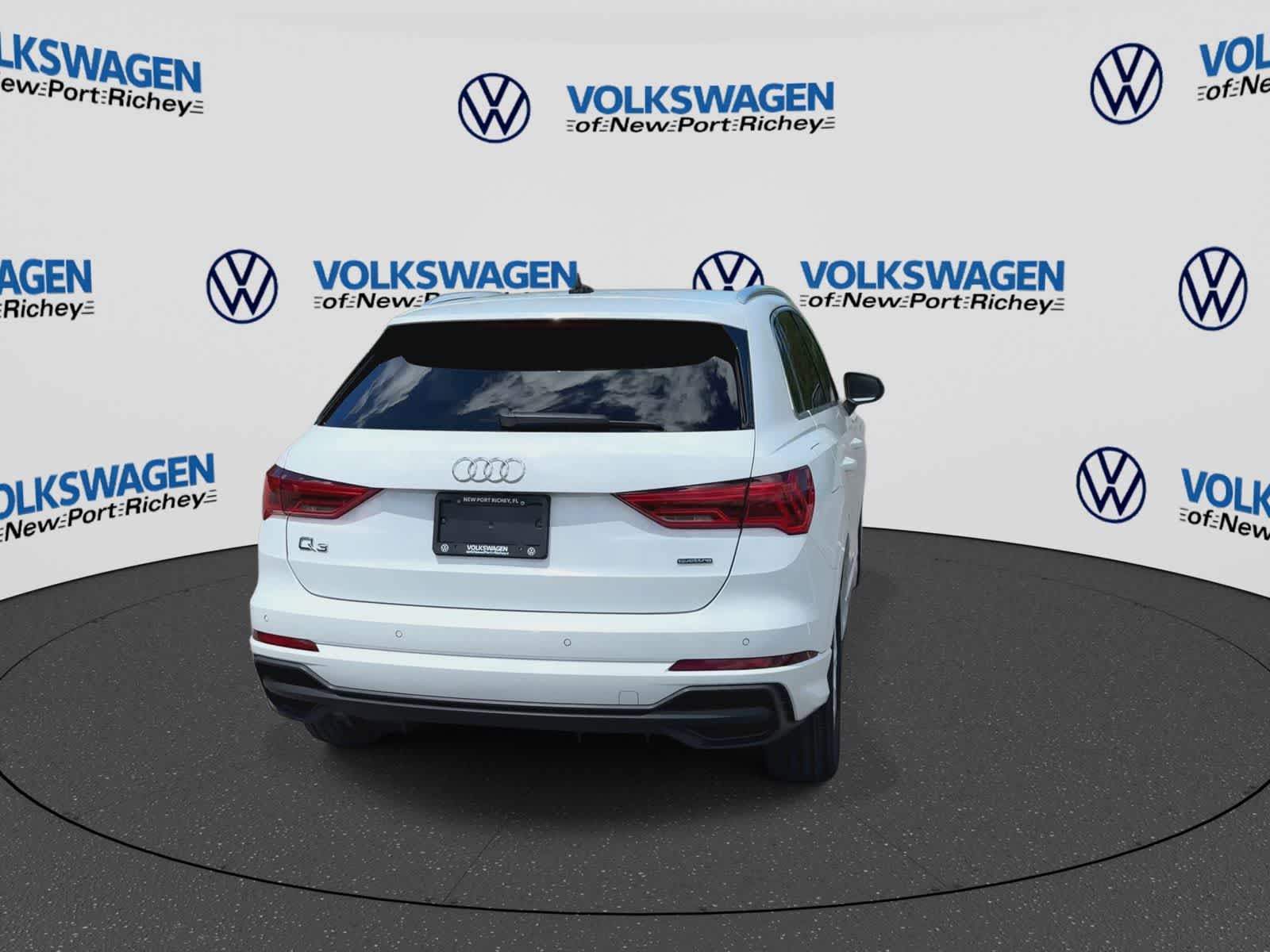 Audi Q3 S line Premium Plus 2023