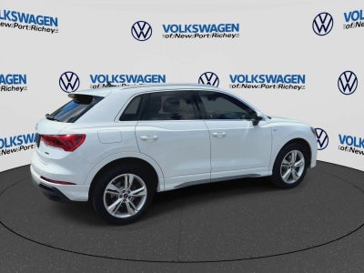 Audi Q3 S line Premium Plus 2023