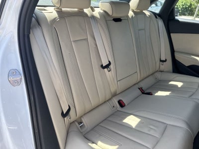 Audi A4 Sedán S line Premium Plus 2024