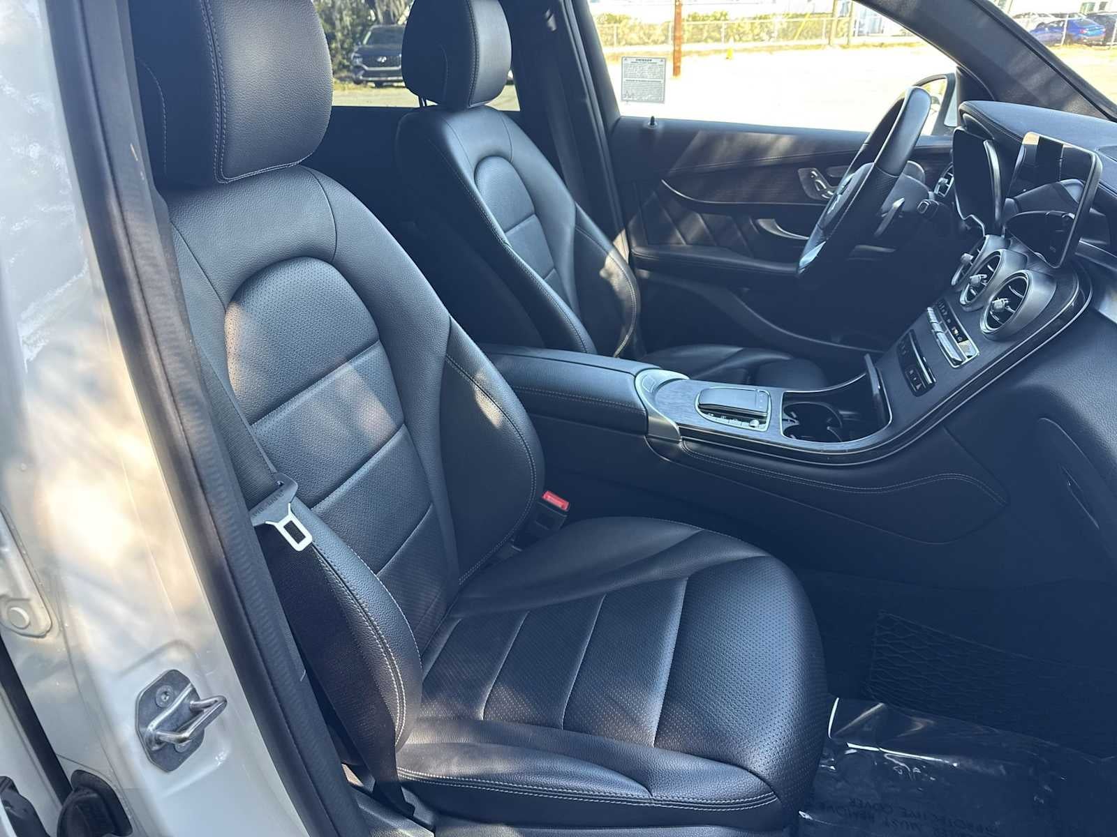 Mercedes-Benz GLC GLC 300 2020