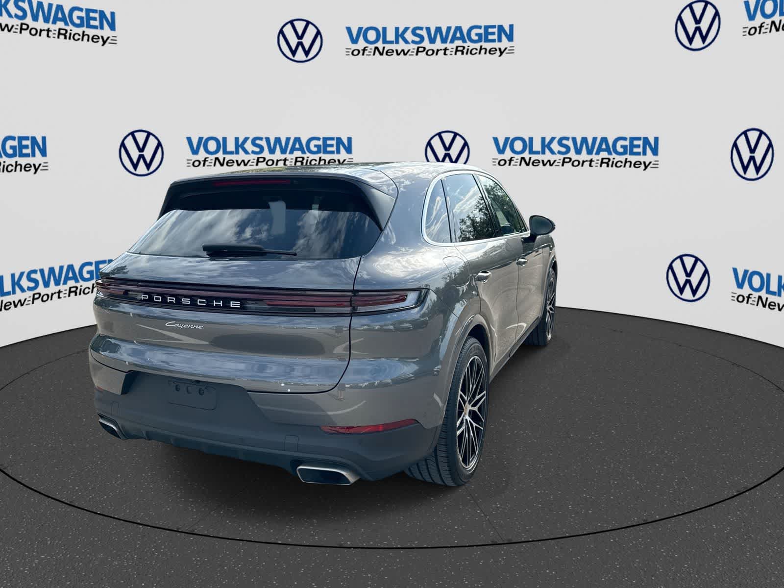 Porsche Cayenne AWD 2025