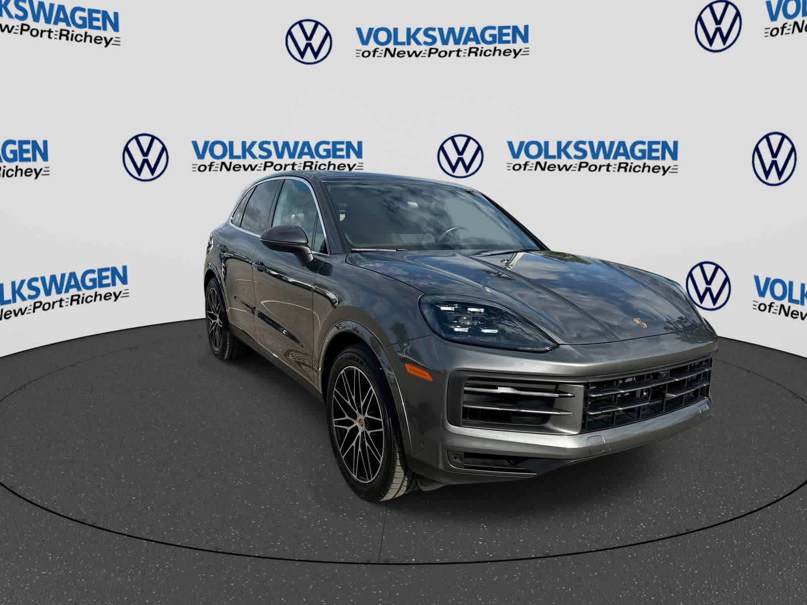 Porsche Cayenne AWD 2025