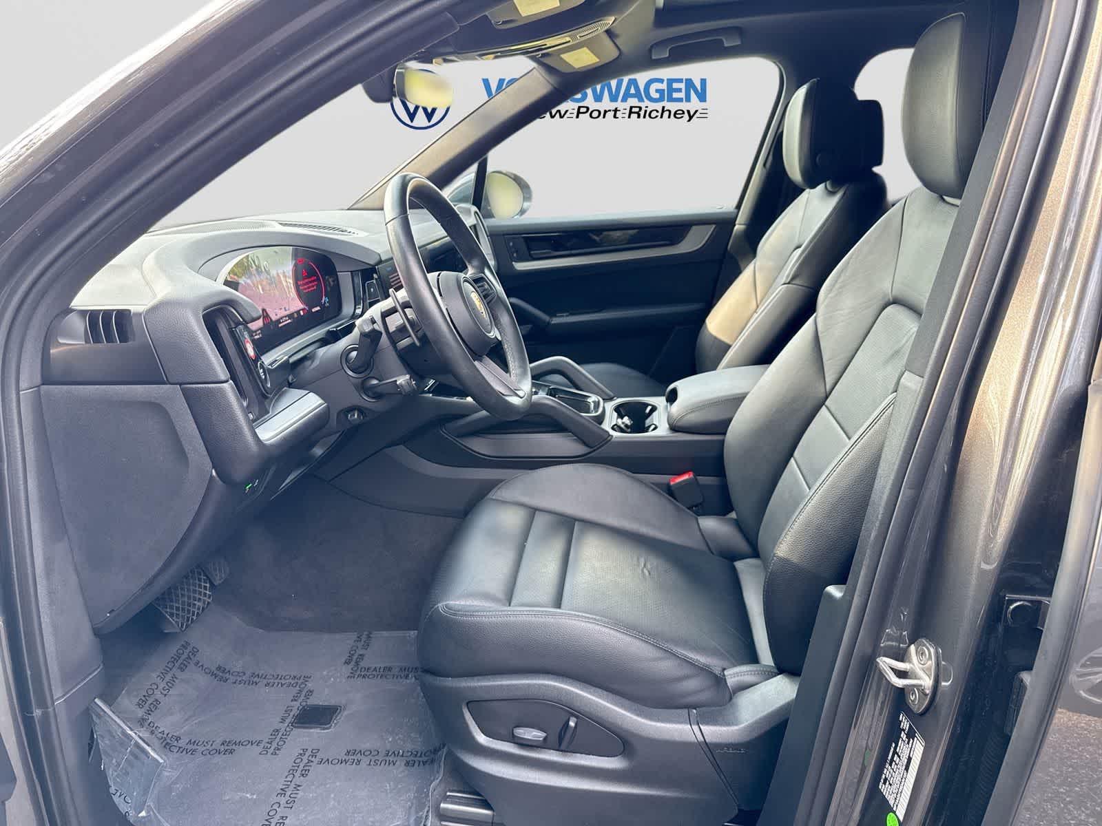 Porsche Cayenne AWD 2025