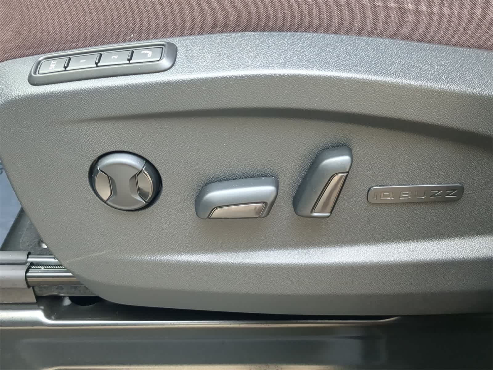 2025 Volkswagen ID. Buzz Pro S